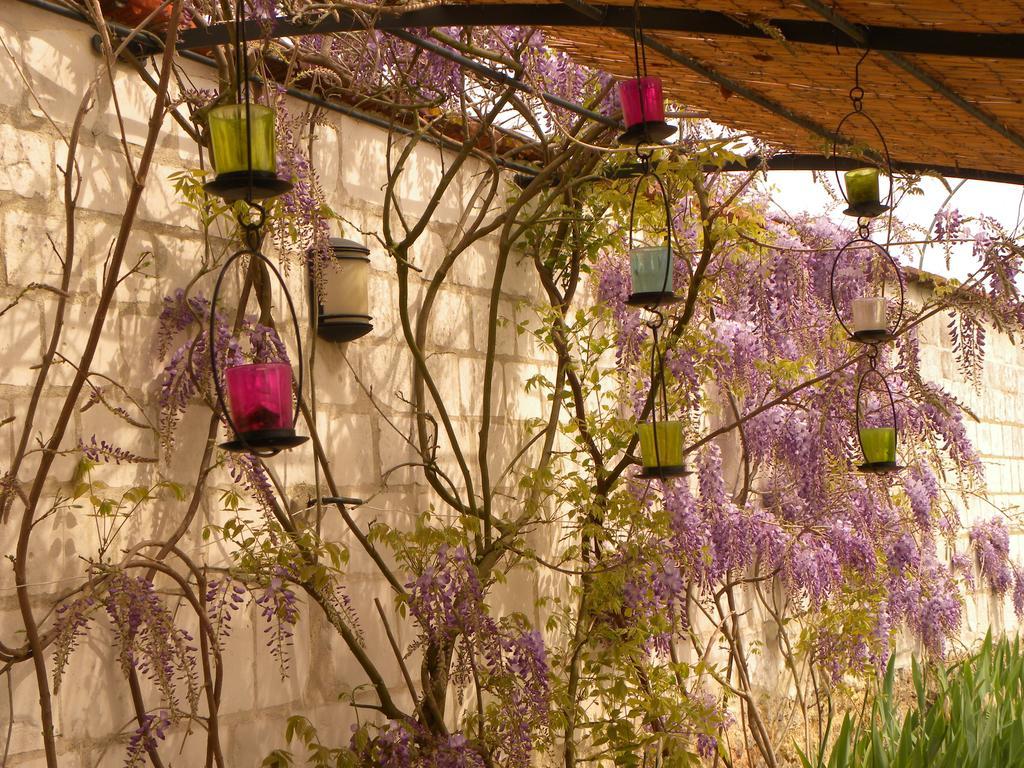 Entre Cour Et Jardin Hotel ชาลงส์-อ็อง-ชองปาญ ภายนอก รูปภาพ