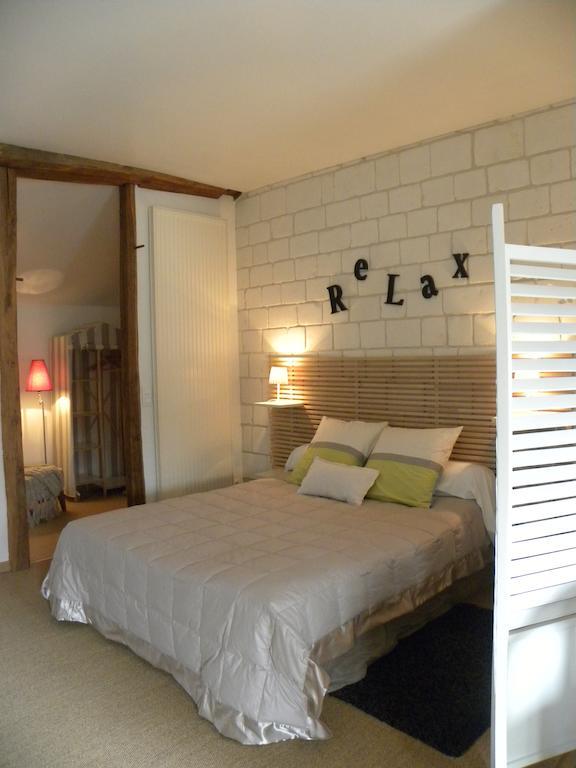 Entre Cour Et Jardin Hotel ชาลงส์-อ็อง-ชองปาญ ห้อง รูปภาพ